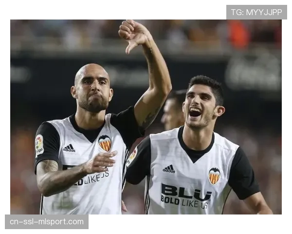 “传闻:阿斯顿维拉有意夏季引进狼队中场核心,为欧战未雨绸缪”